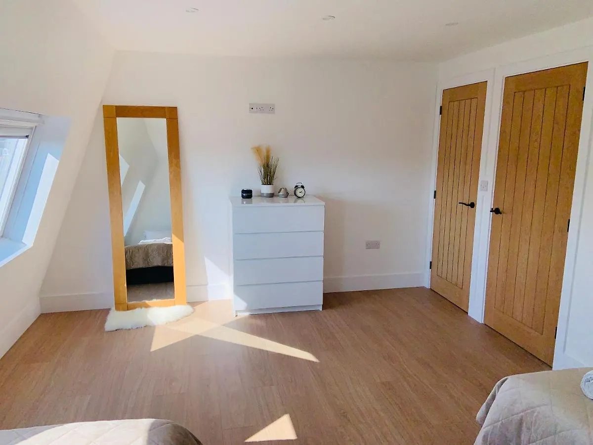 Villa Exeter City Centre Entire House With Parking Hébergement de vacances