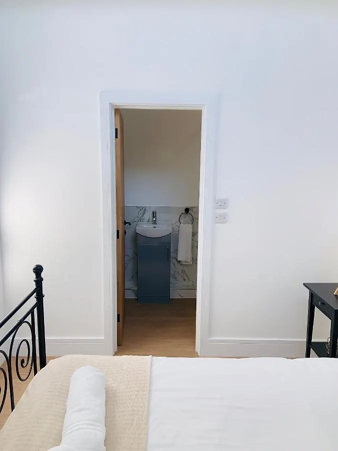 Villa Exeter City Centre Entire House With Parking Hébergement de vacances